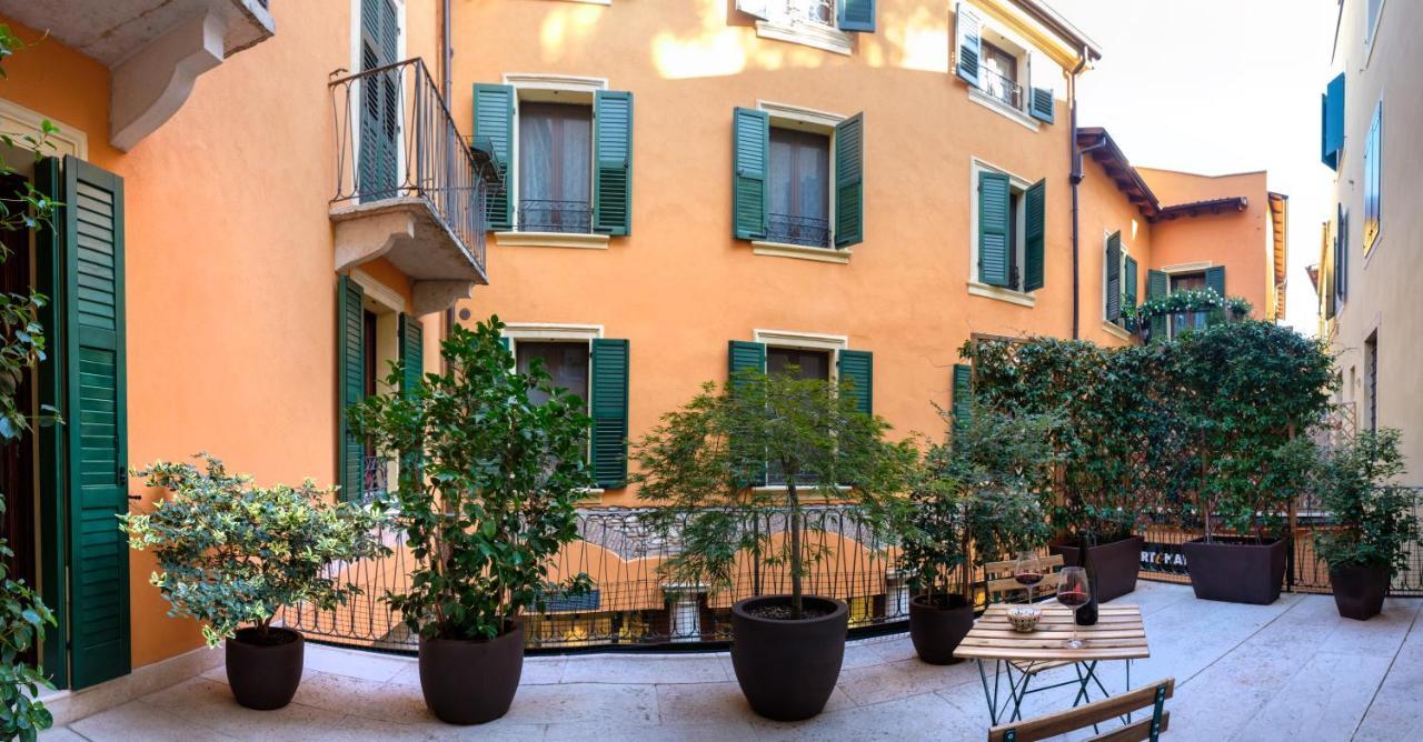 Apartmán La Terrazza In Centro Verona Exteriér fotografie