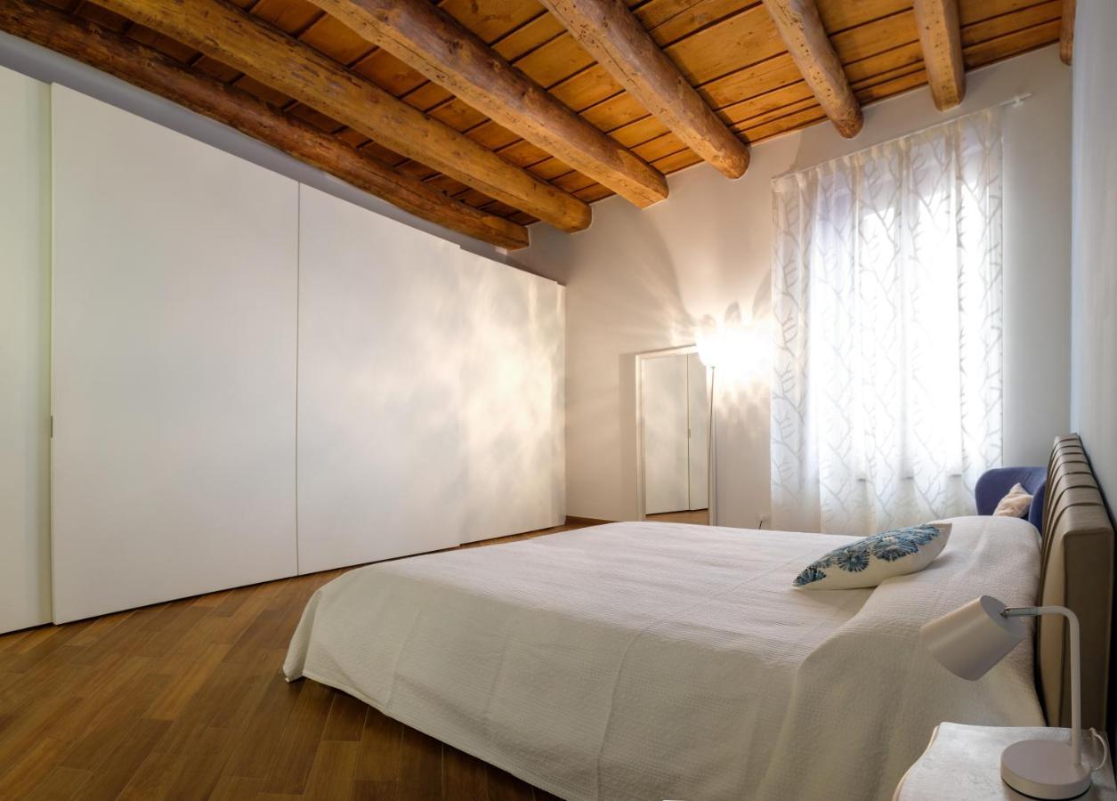 Apartmán La Terrazza In Centro Verona Exteriér fotografie