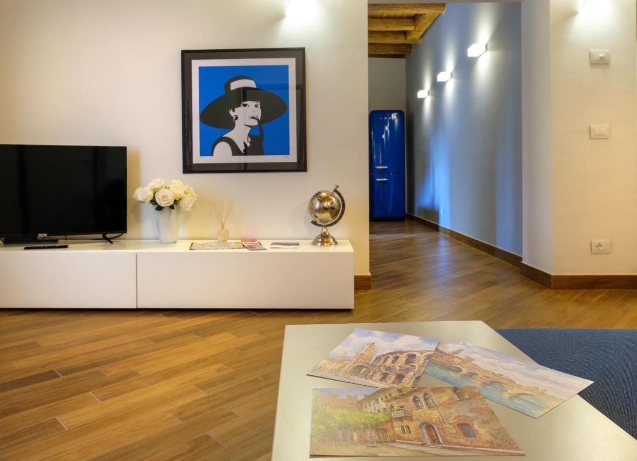 Apartmán La Terrazza In Centro Verona Exteriér fotografie
